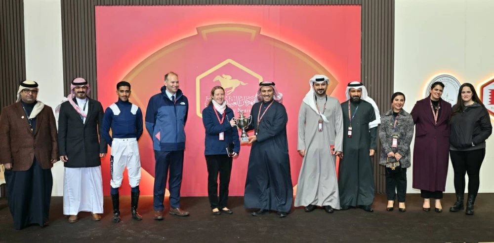 انطلاقة مهرجان العيد الوطني بنادي راشد للفروسية وسط أجواء مميزة