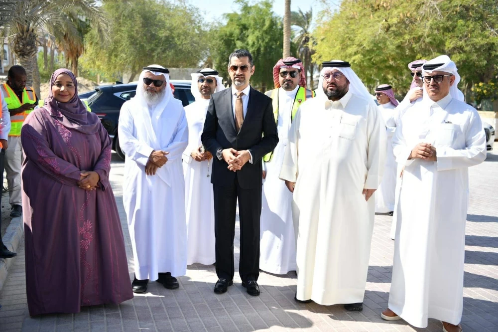 وزير "البلديات": إنجاز 60% من تطوير حديقة الكازينو في المحرق