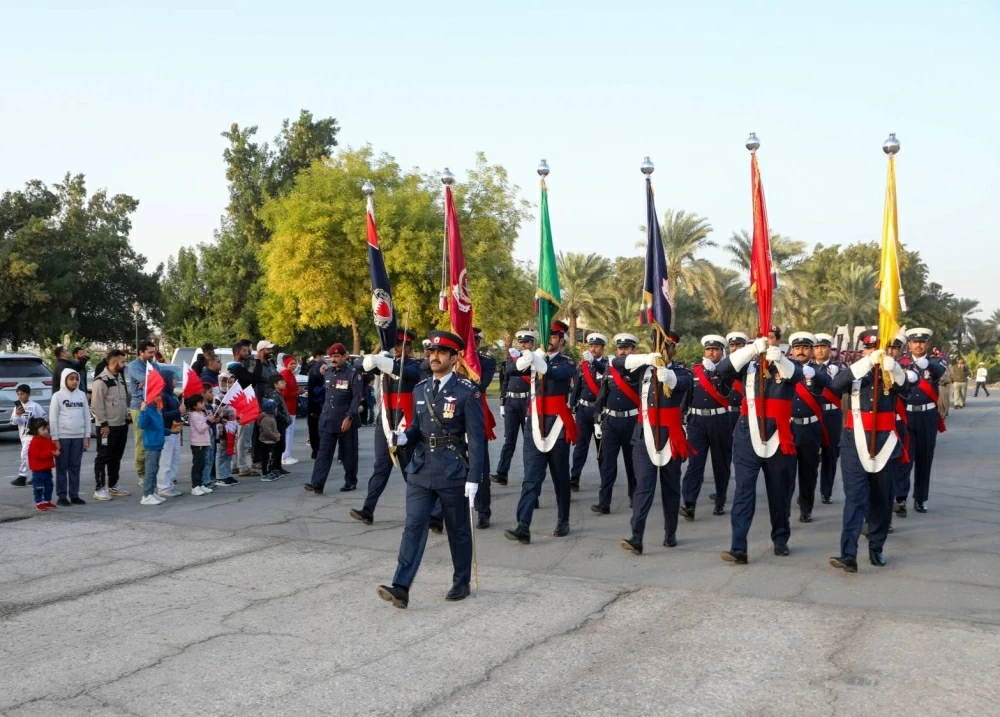 &laquo;الداخلية&raquo; تنظم طابور شرطة البحرين في المحافظة الشمالية احتفاءاً بالأعياد الوطنية