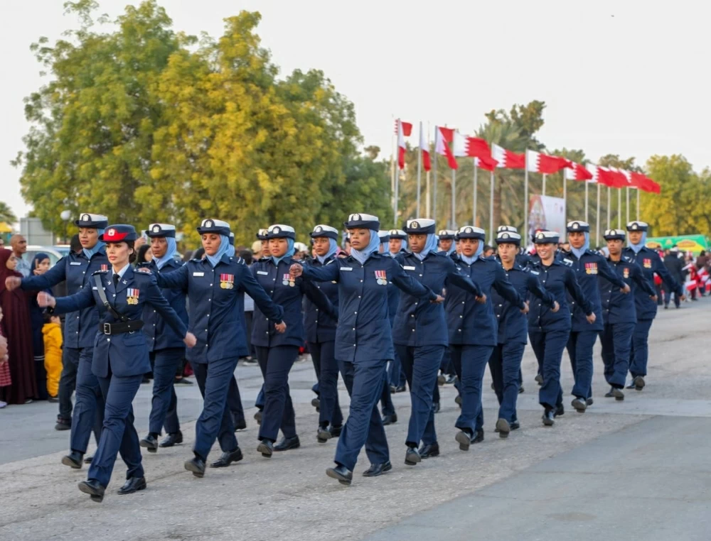 &laquo;الداخلية&raquo; تنظم طابور شرطة البحرين في المحافظة الشمالية احتفاءاً بالأعياد الوطنية