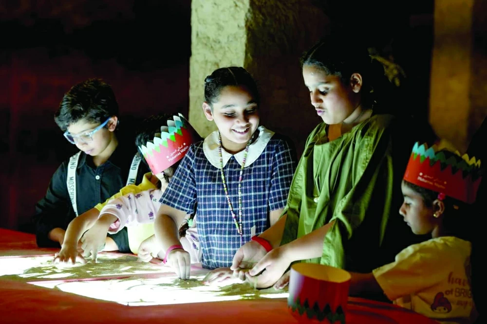 &laquo;ليالي المحرق&raquo;.. حين تبوح البيوت والأزقة العتيقة بحكايات البحرين