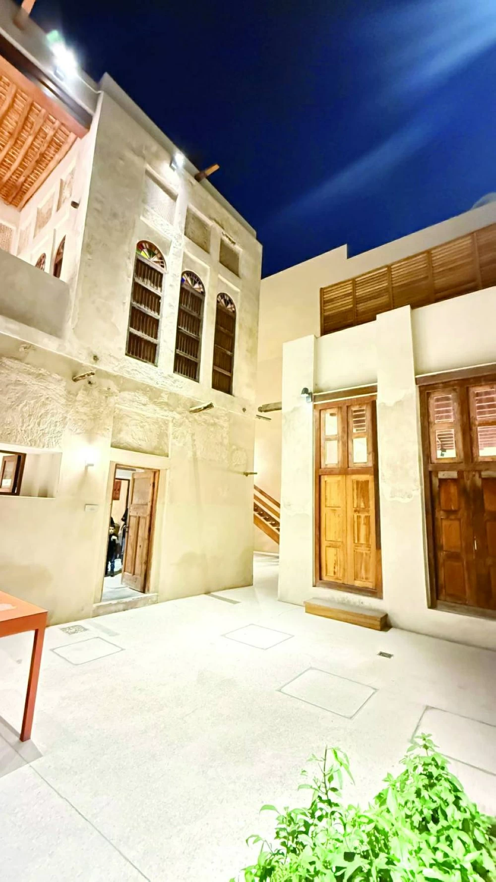 &laquo;ليالي المحرق&raquo;.. حين تبوح البيوت والأزقة العتيقة بحكايات البحرين