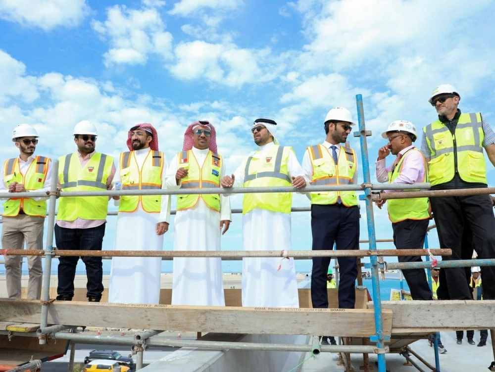 &laquo;الأشغال&raquo;:تسارع إنجاز مشروع الربط بين جسر الشيخ عيسى بن سلمان وشارع 105 بالبسيتين