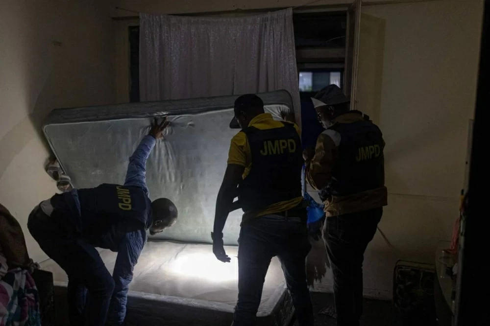 مسلحون يقتلون 10 أشخاص في جنوب أفريقيا