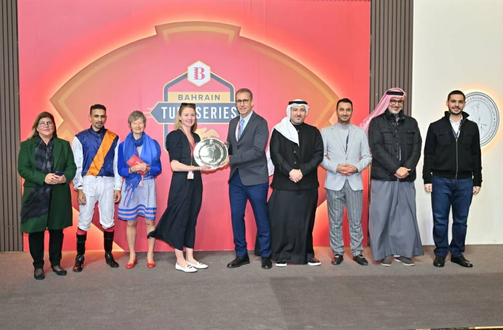 "البحرين والكويت" يعزز دعمه لموسم سباقات الخيل في المملكة