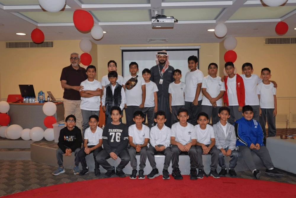 &laquo;دانات&raquo; ينظم فعالية تعليمية حول اللؤلؤ لطلبة المدارس في مركز عيسى الثقافي