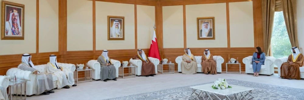 وزير الإعلام يلتقي نظيره الكويتي ويستعرضان مسارات التعاون الإعلامي