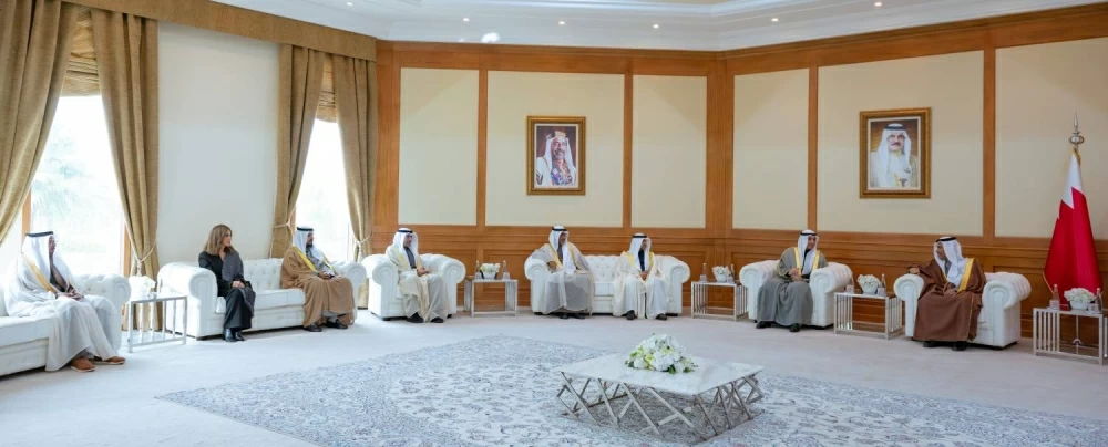 وزير الإعلام يلتقي نظيره الكويتي ويستعرضان مسارات التعاون الإعلامي