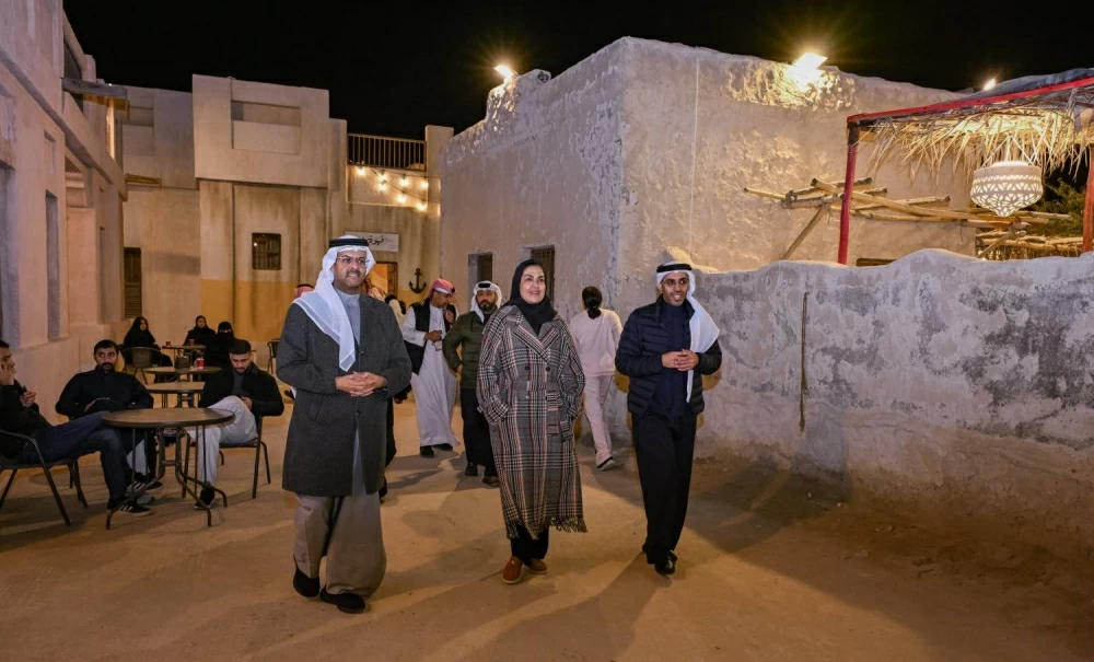 مستشار الملك للشؤون الثقافية والعلمية تزور &laquo;القرية التراثية&raquo;