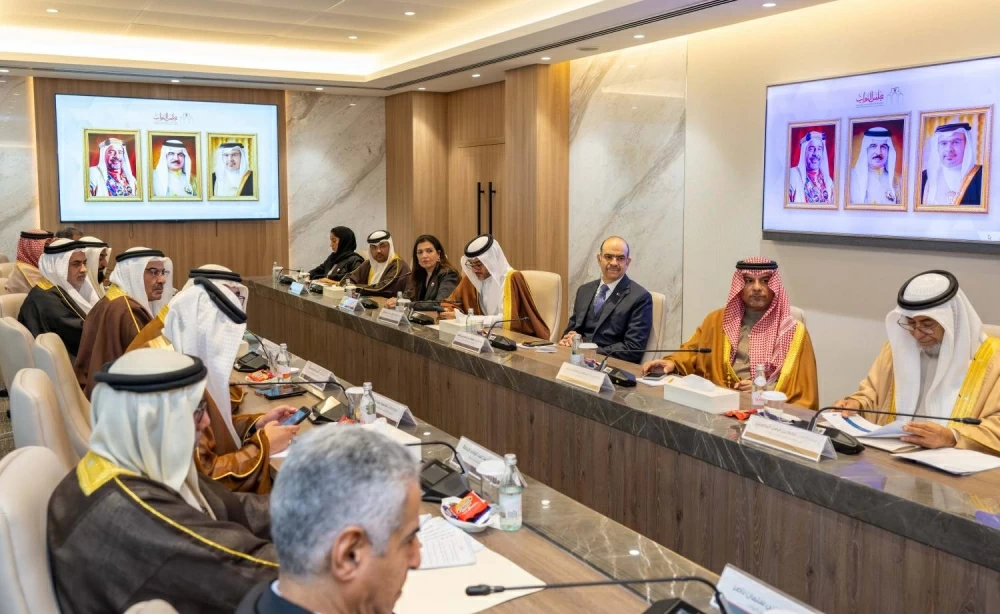 السلطتان التنفيذية والتشريعية تعقدان اجتماعاً مشتركاً حول المبادرات المقترحة لتطوير المالية العامة