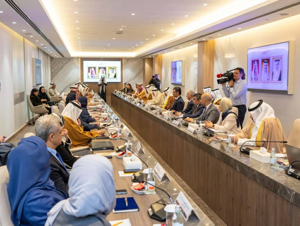 السلطتان التنفيذية والتشريعية تعقدان اجتماعاً مشتركاً حول المبادرات المقترحة لتطوير المالية العامة