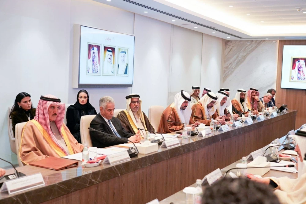 السلطتان التنفيذية والتشريعية تعقدان اجتماعاً مشتركاً حول المبادرات المقترحة لتطوير المالية العامة