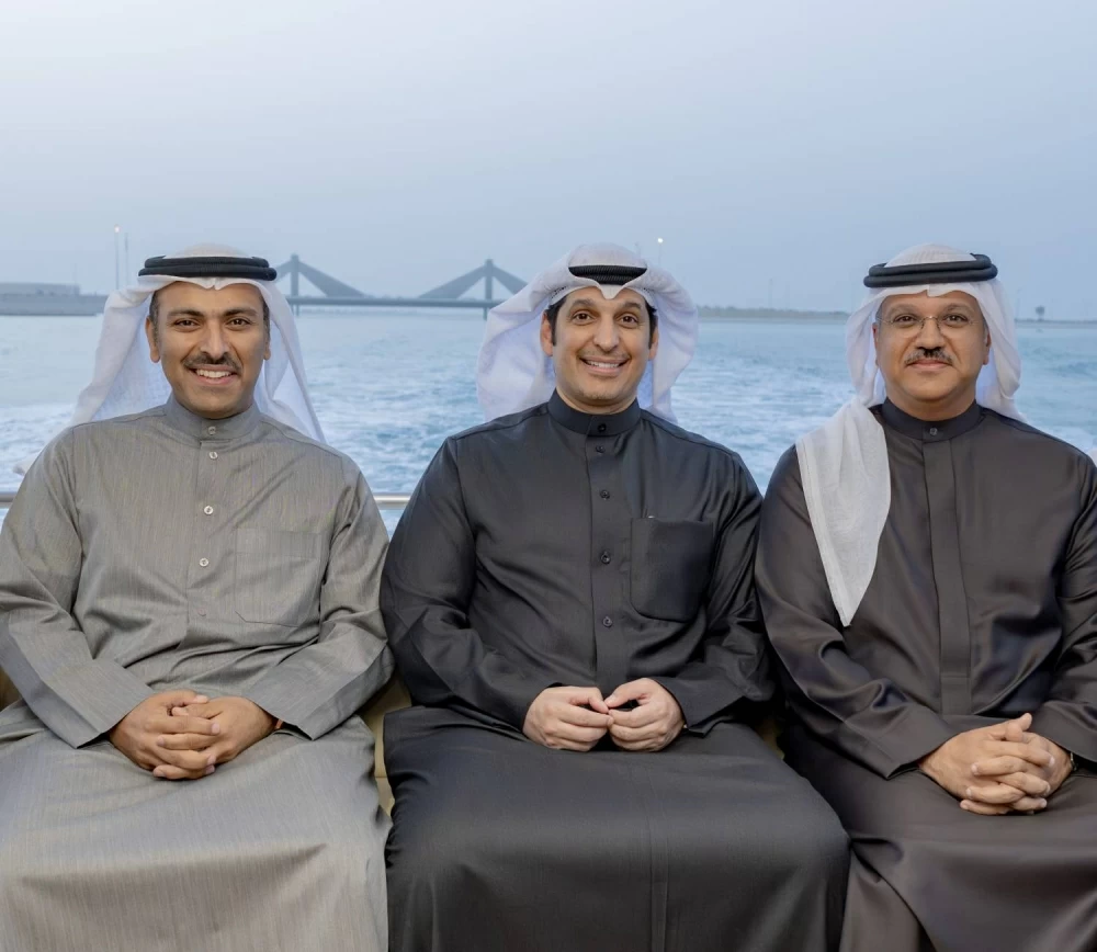 وزير الإعلام والثقافة بدولة الكويت الشقيقة يزور مهرجان ليالي المحرق