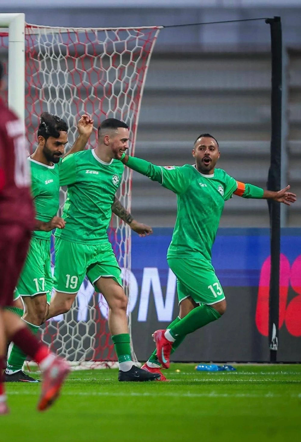 البحرين يبتعد عن القاع بعد فوزه على الشباب في دوري ناصر بن حمد الممتاز