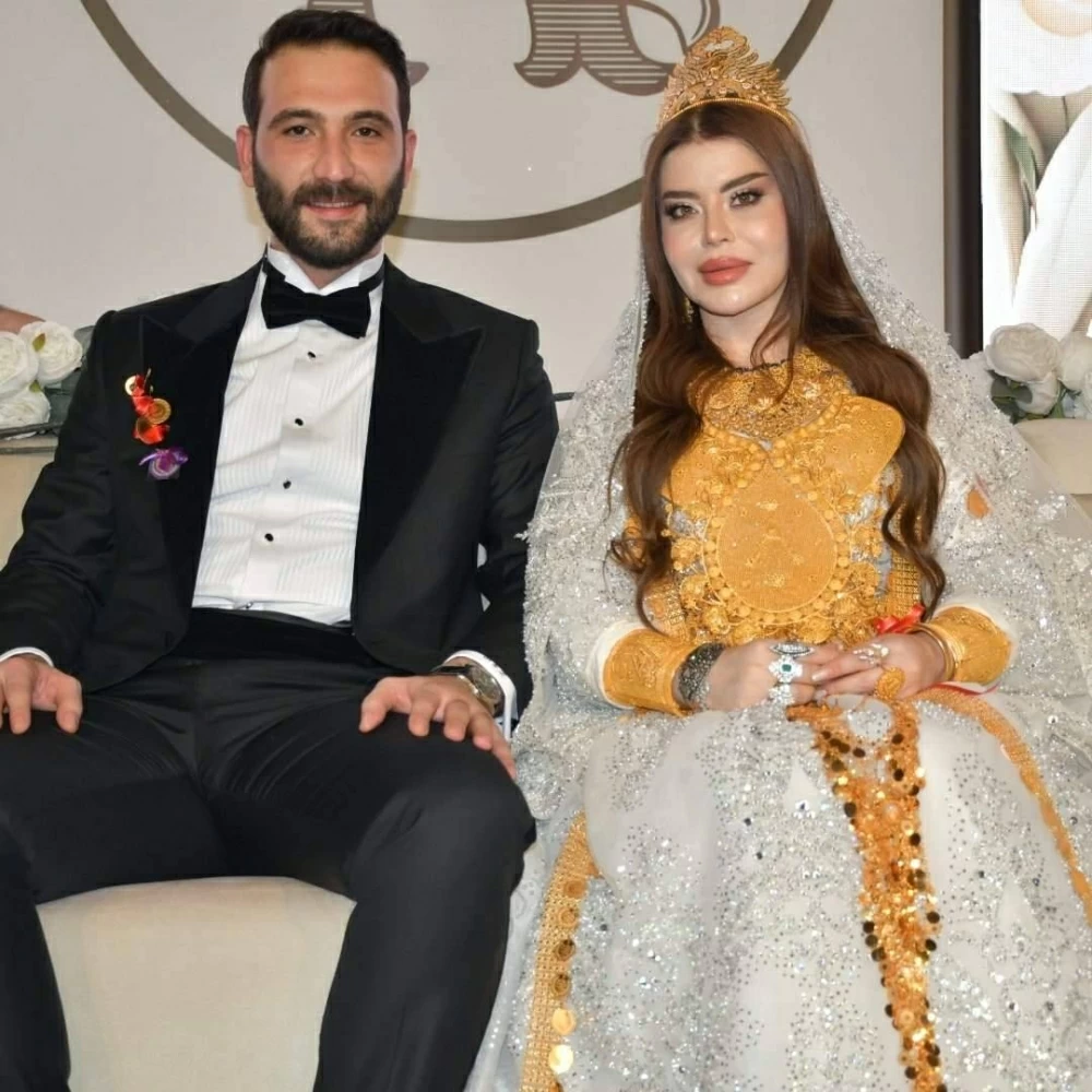 عروس عراقية في تركيا تُجبر على الجلوس بسبب ثقل الذهب الذي ترتديه