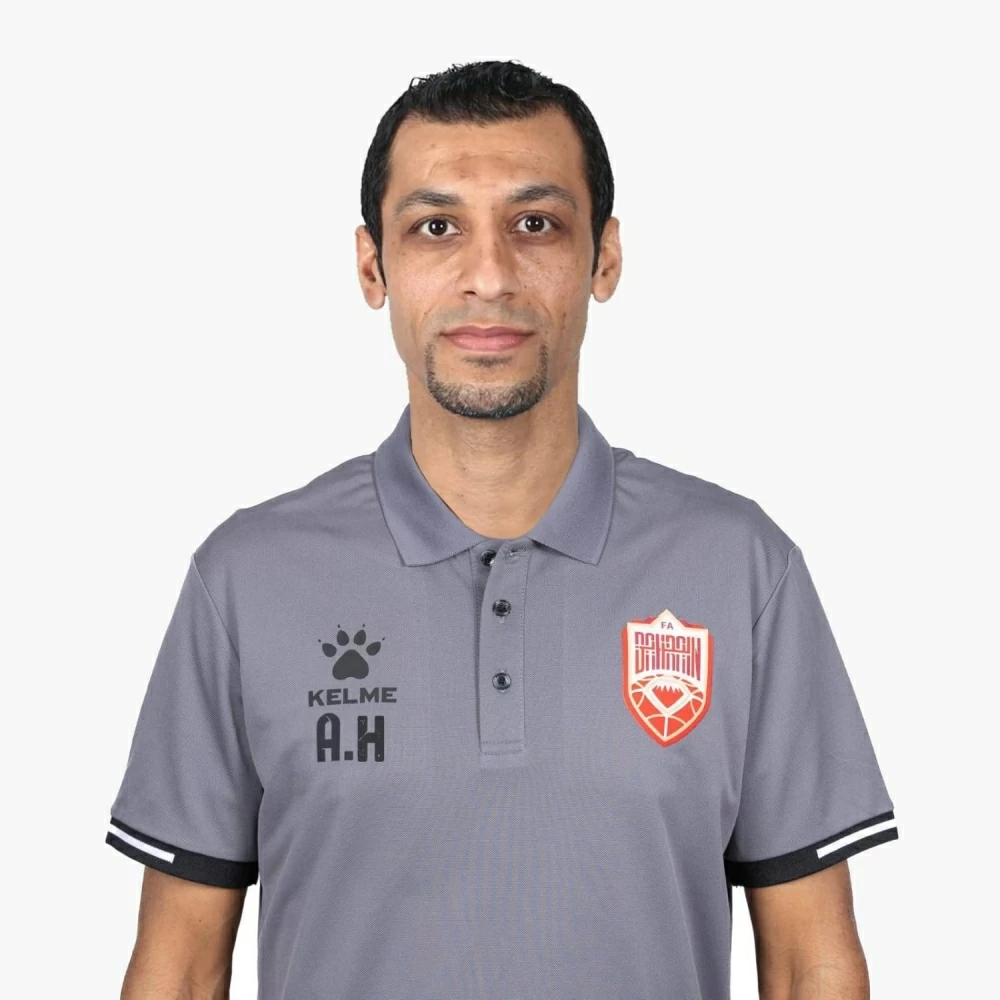 طاقم بحريني يدير مباراة غوا الهندي واستقلول الطاجيكي