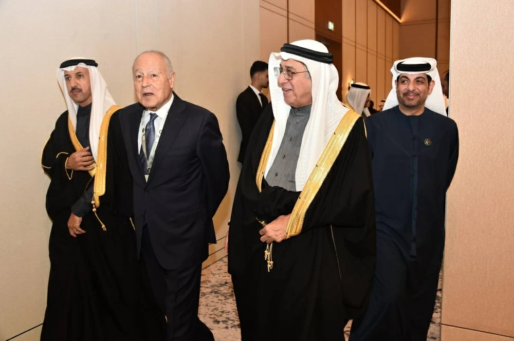 تدشين كتاب يوثّق مسيرة البحرين مع جامعة الدول العربية