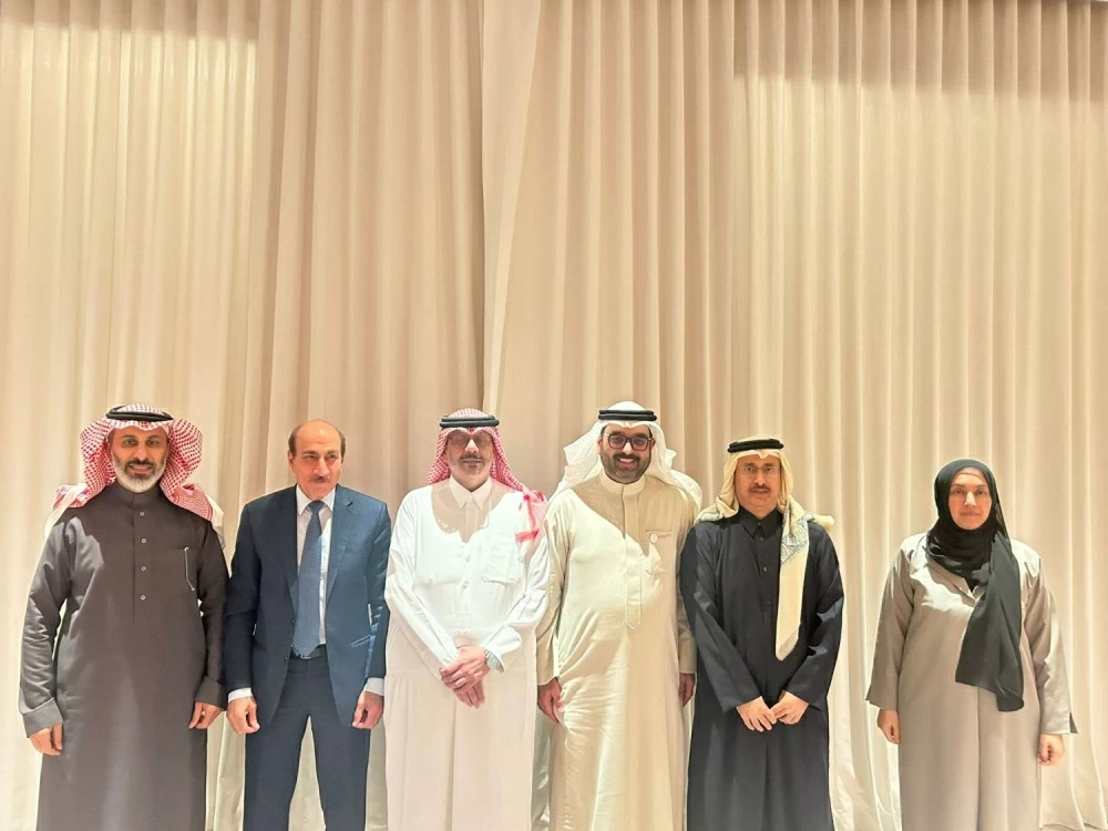 النائب السلوم يترأس الاجتماع التنسيقي الخليجي بالدوحة 