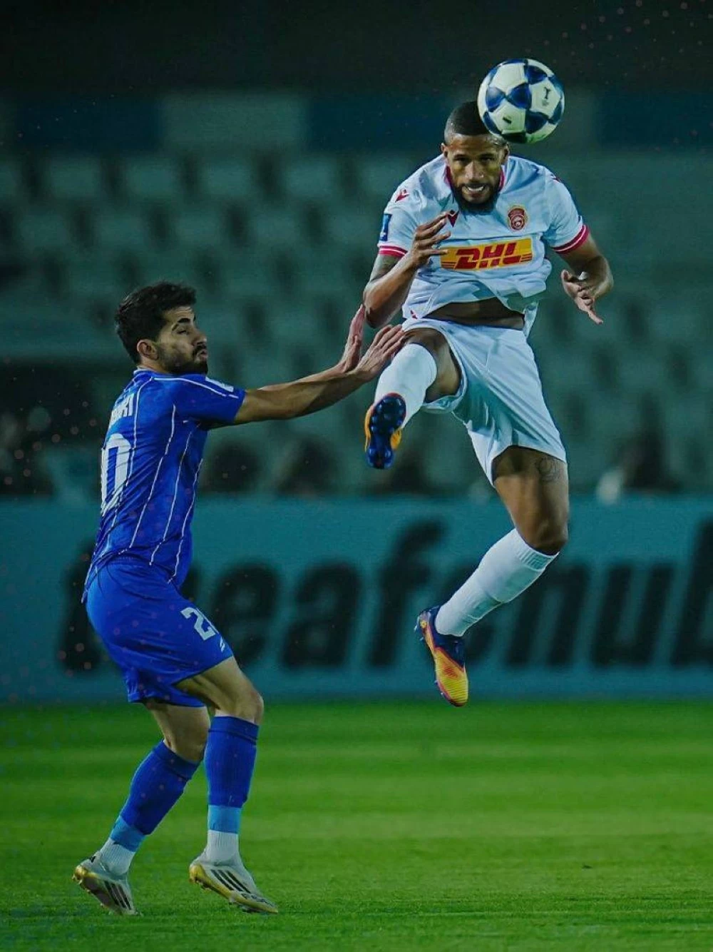 المحرق في معركة الحسم والتأهل يواجه استقلال طهران