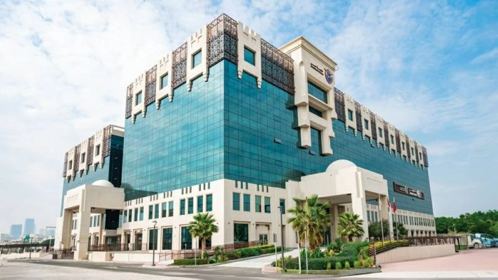 سجّلها باسم صديقها.. ثري يشتري «بنتلي بلوحة مميزة» هدية لابنته ويفشل في استردادها 