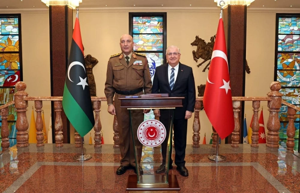 تركيا: طائرة رئيس ​أركان الجيش الليبي أبلغت عن عطل كهربائي قبيل تحطمها
