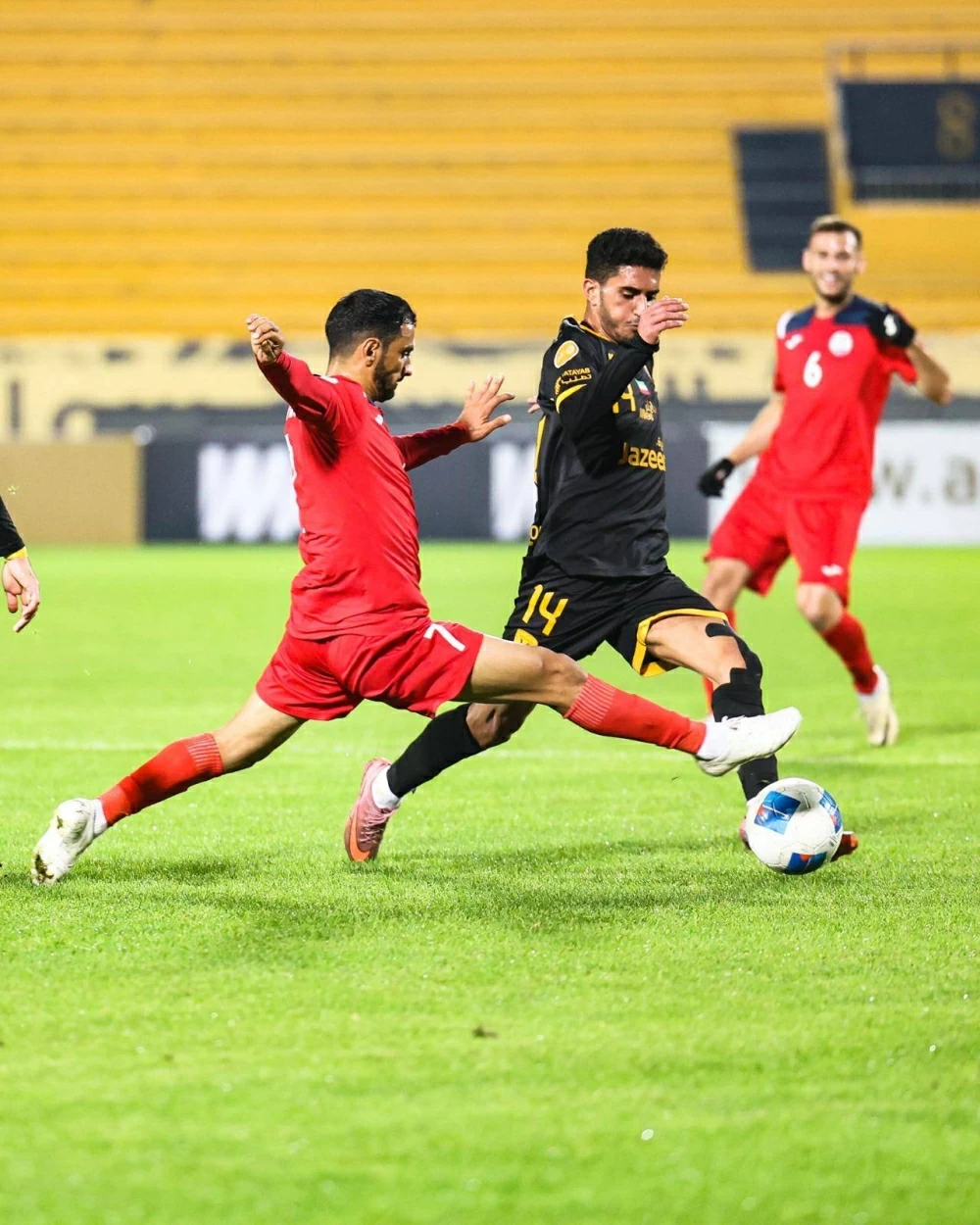 سترة يسقط أمام القادسية الكويتي بثنائية ويعقّد موقفه في دوري أبطال الخليج