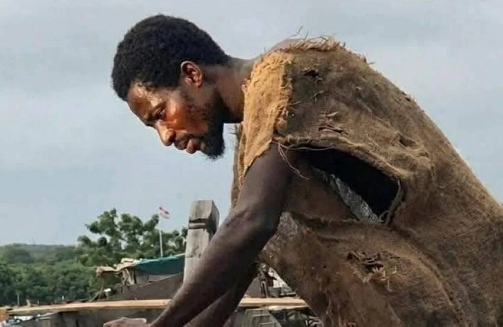 زحف بشري إلى غانا لاعتلاء السفن استجابة لهرطقات &laquo;إيبو نوح&raquo; حول طوفان عالمي وشيك (فيديو)