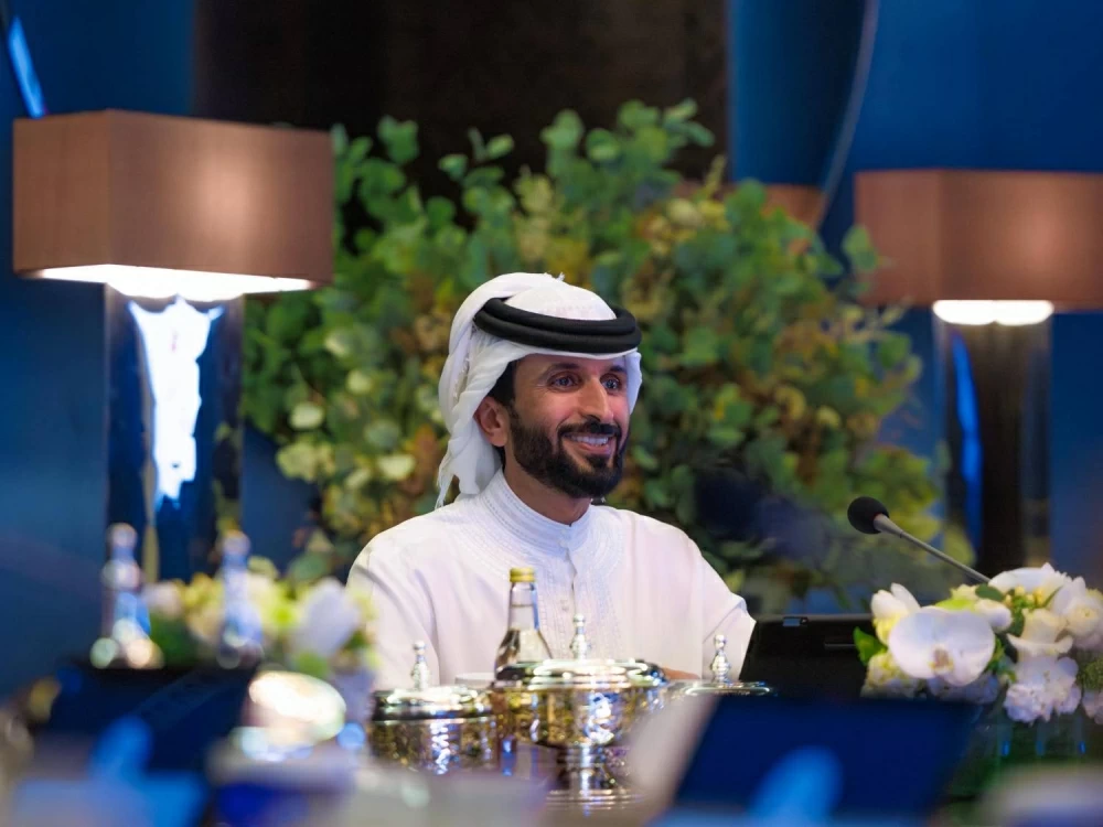 ناصر بن حمد: حريصون على تمكين الشباب البحريني في المجالات الرياضية والإعلامية والمؤسسية 