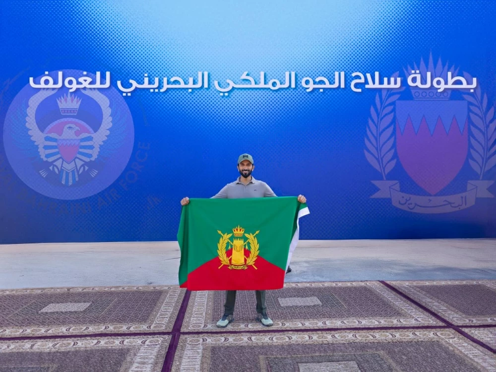 ناصر بن حمد يحرز المركز الأول في بطولة سلاح الجو الملكي للجولف