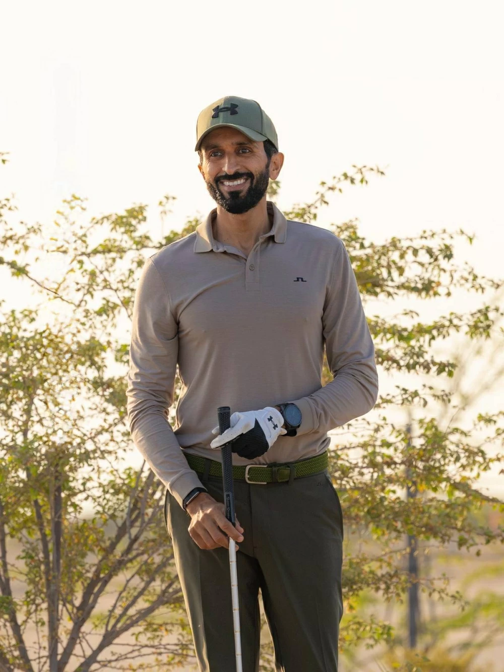 ناصر بن حمد يحرز المركز الأول في بطولة سلاح الجو الملكي للجولف