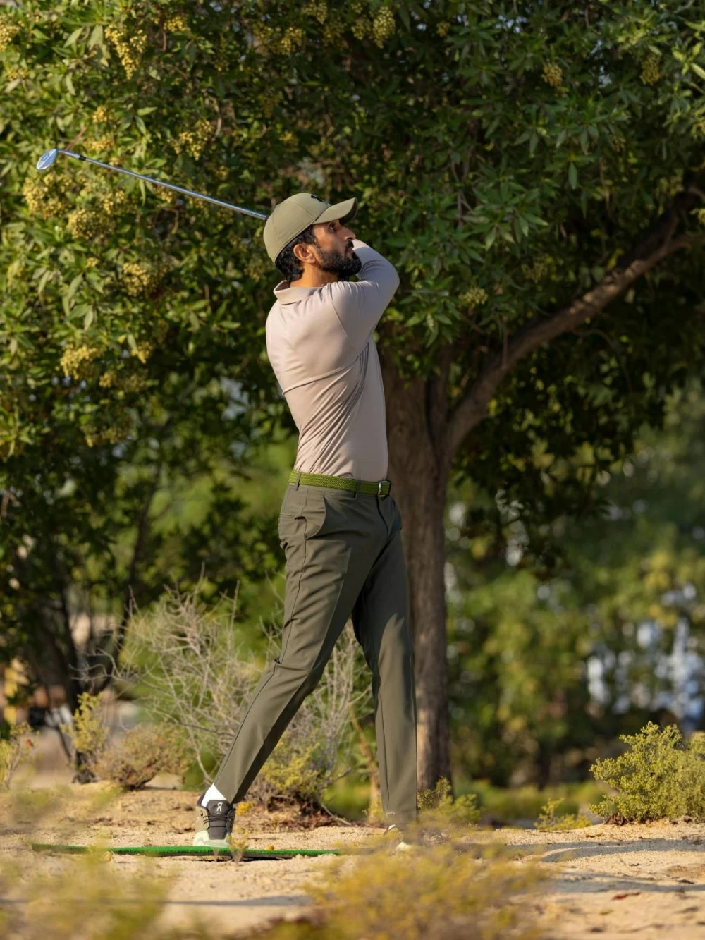 ناصر بن حمد يحرز المركز الأول في بطولة سلاح الجو الملكي للجولف