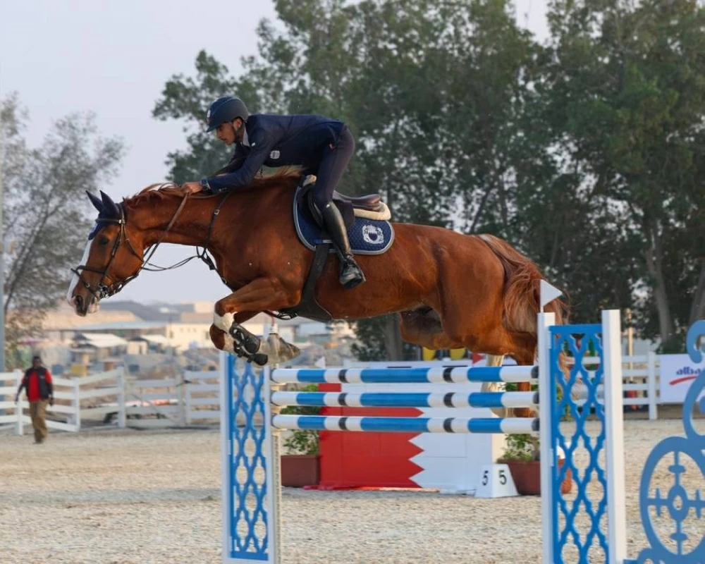 معيوف الرميحي بطلاً للمسابقة الكبرى لبطولة العيد الوطني لقفز الحواجز