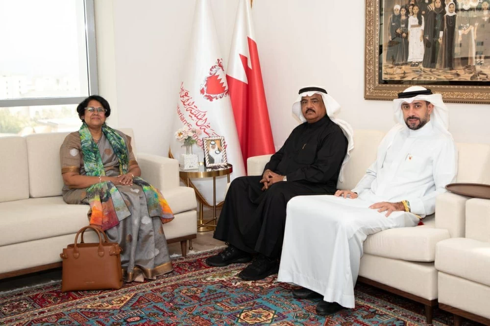 القائم بأعمال أمين عام &laquo;الملكية الإنسانية&raquo; يستقبل سفيرة سريلانكا