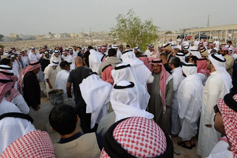 جموع غفيرة تودع العقيد المتقاعد خالد بن دينة لمثواه الأخير 