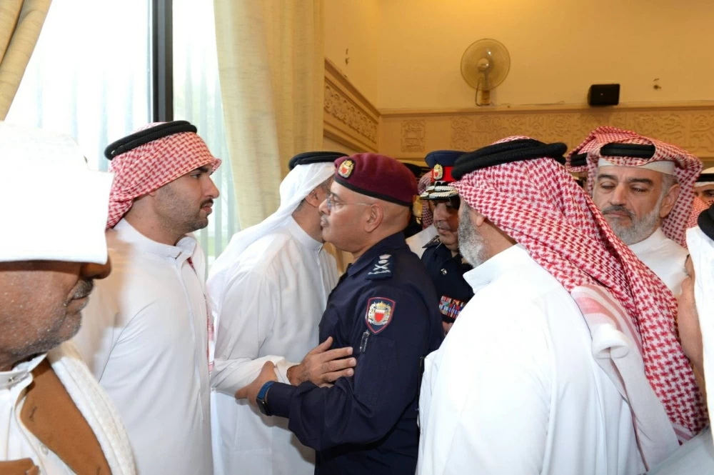 جموع غفيرة تودع العقيد المتقاعد خالد بن دينة لمثواه الأخير