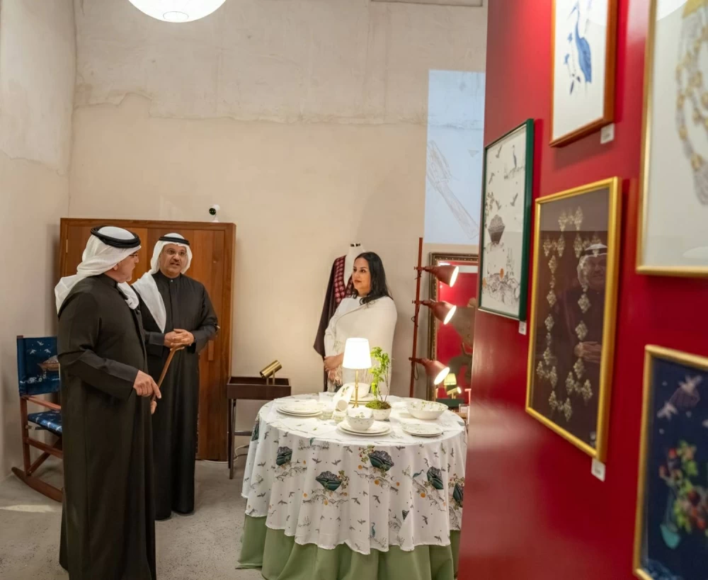 ولي العهد رئيس الوزراء يتفضل بزيارة لمهرجان ليالي المحرق