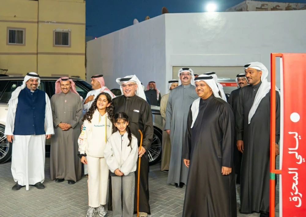 ولي العهد رئيس الوزراء يتفضل بزيارة لمهرجان ليالي المحرق