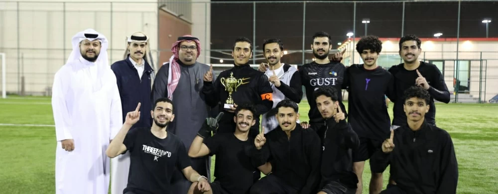 فريق Dark Arts FC يتوّج في دوري السكن الجامعي لكرة القدم بجامعة الخليج العربي 