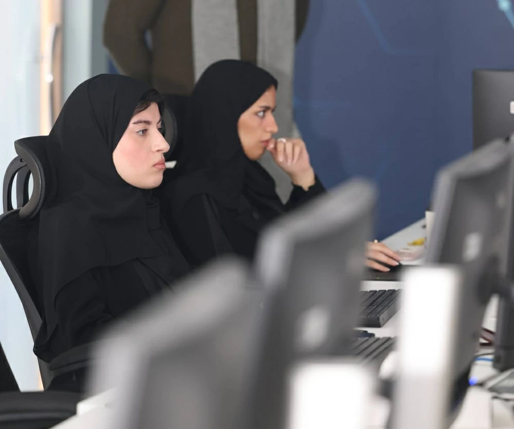 مركز ناصر العلمي والتقني يواصل تأهيل الكوادر الوطنية في مجالات التقنية المتقدمة عبر  تدريب الدفعة الثانية في مختبر الأمن السيبراني