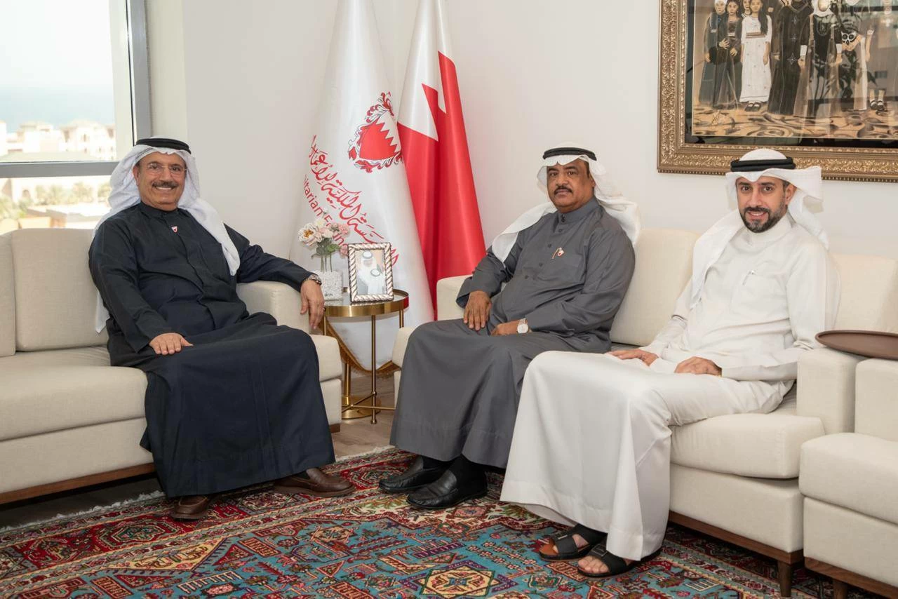 القائم بأعمال أمين عام المؤسسة الملكية للأعمال الإنسانية يستقبل سفير مملكة البحرين لدى ىسوريا