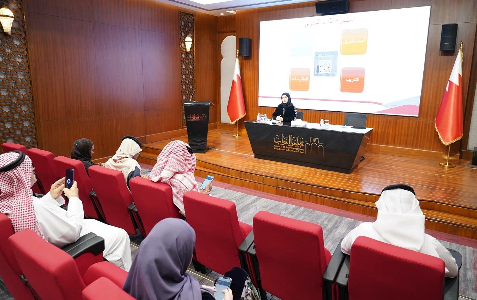 "السلامة والصحة المهنية" بأمانة النواب تنظم برنامجاً للتعريف بقوانين وتشريعات حماية البيئة وخطط حالات الطوارئ