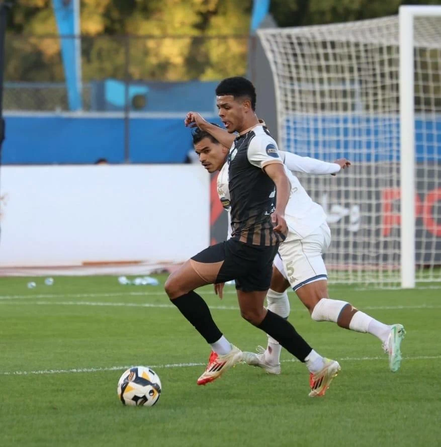 محمد عدنان يواصل عمله بثبات مع نادي الأنوار