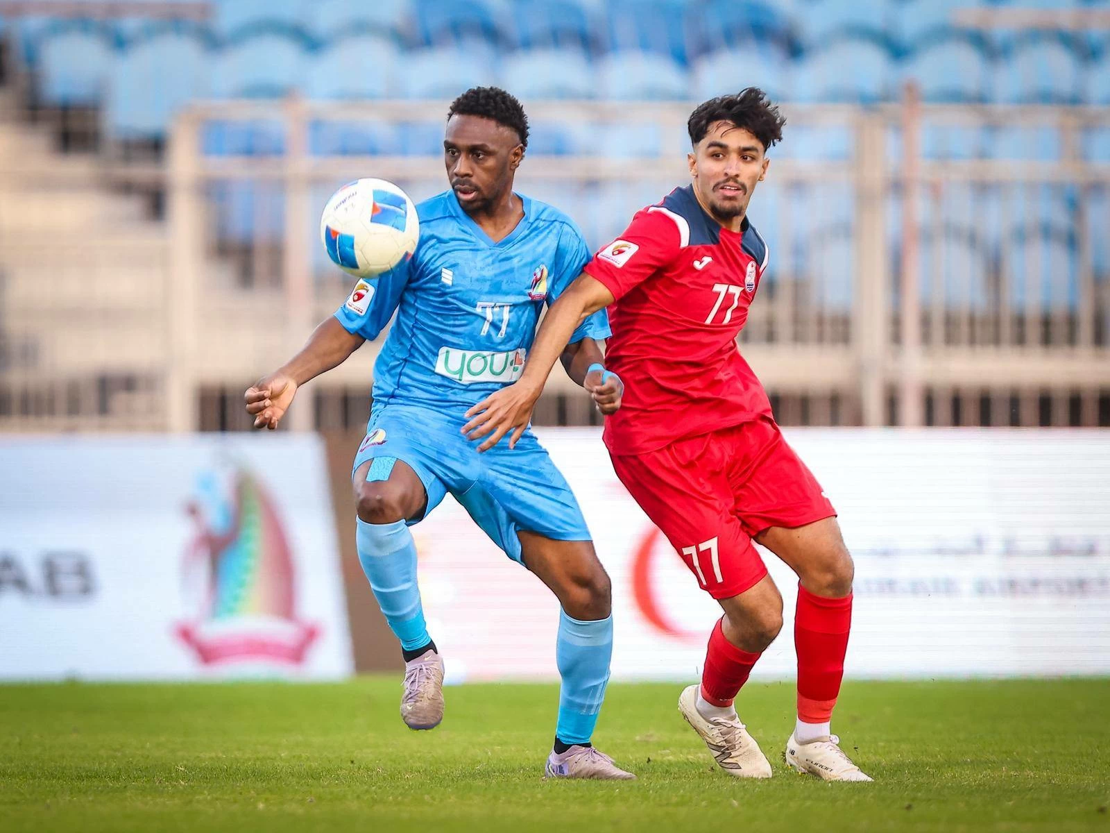 سترة يتحدى النقص ويخرج متعادلاً مع الشباب بهدف لكلا الفريقين