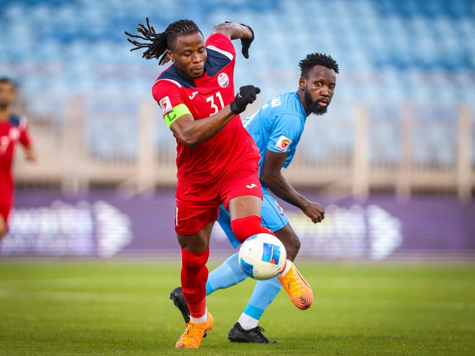 سترة يتحدى النقص ويخرج متعادلاً مع الشباب بهدف لكلا الفريقين