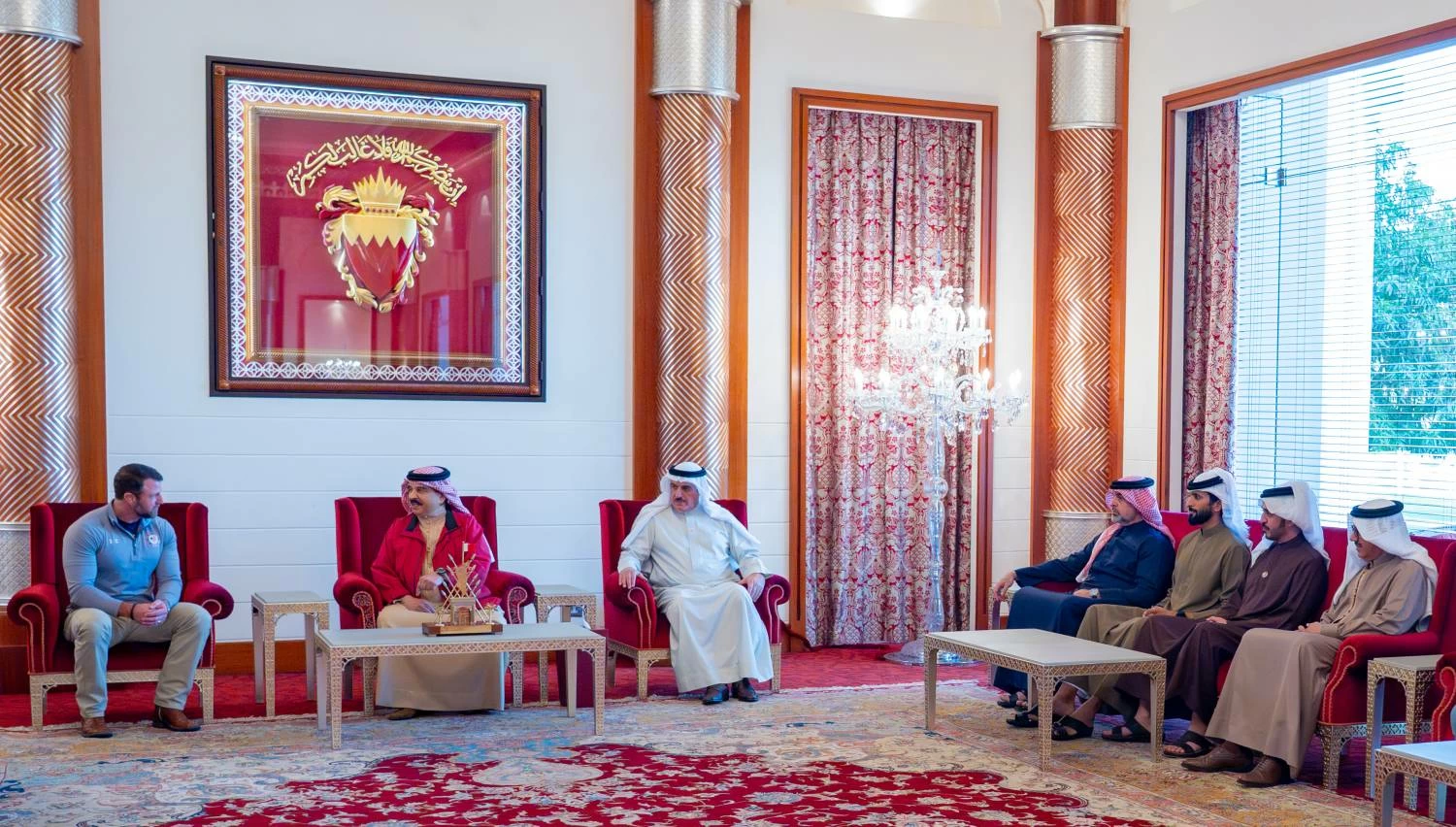 جلالة الملك المعظم يستقبل وفدًا من أعضاء الكونغرس الأمريكي