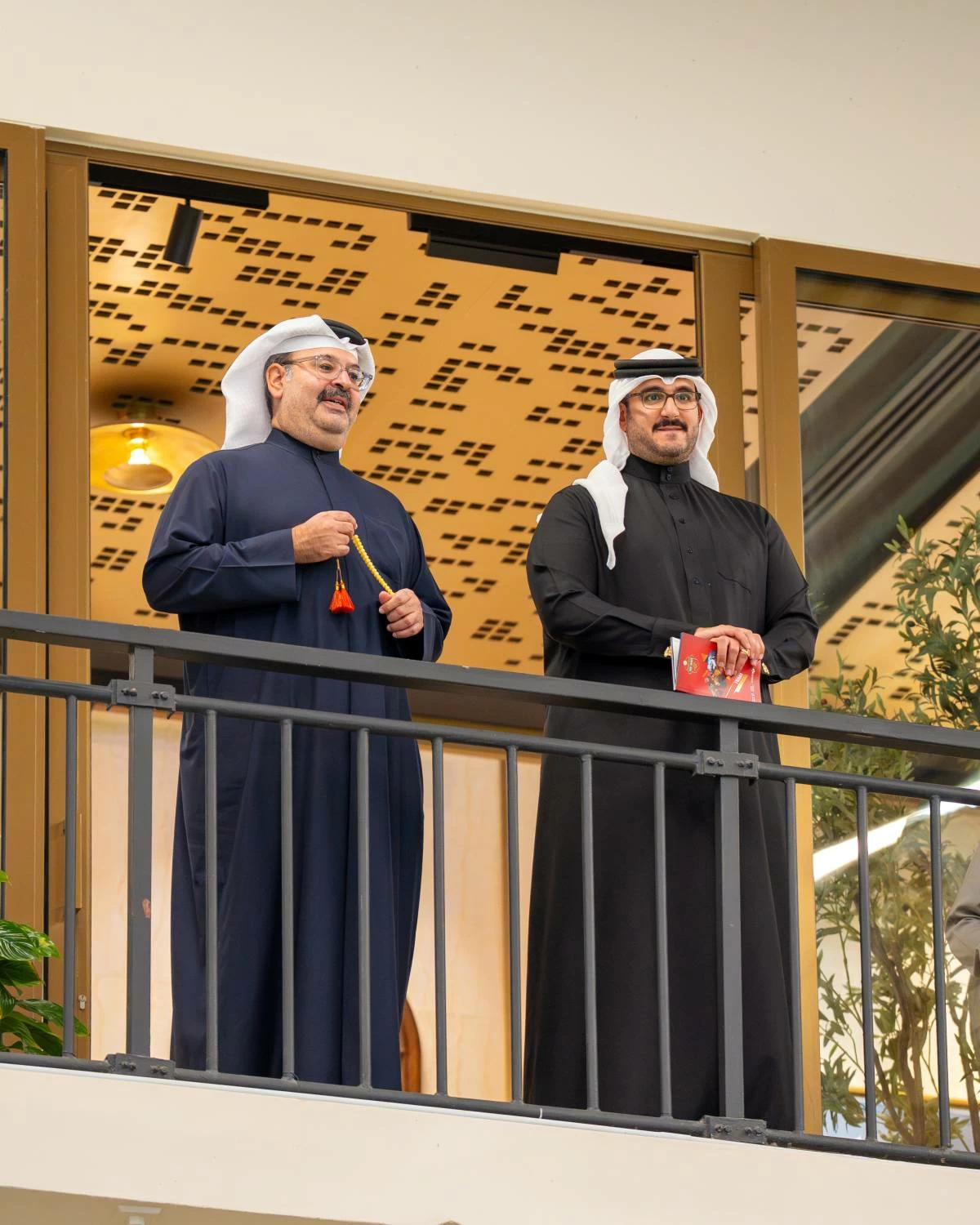 عيسى بن سلمان بن حمد يشهد الجولة الثانية لبطولة البحرين الدولية