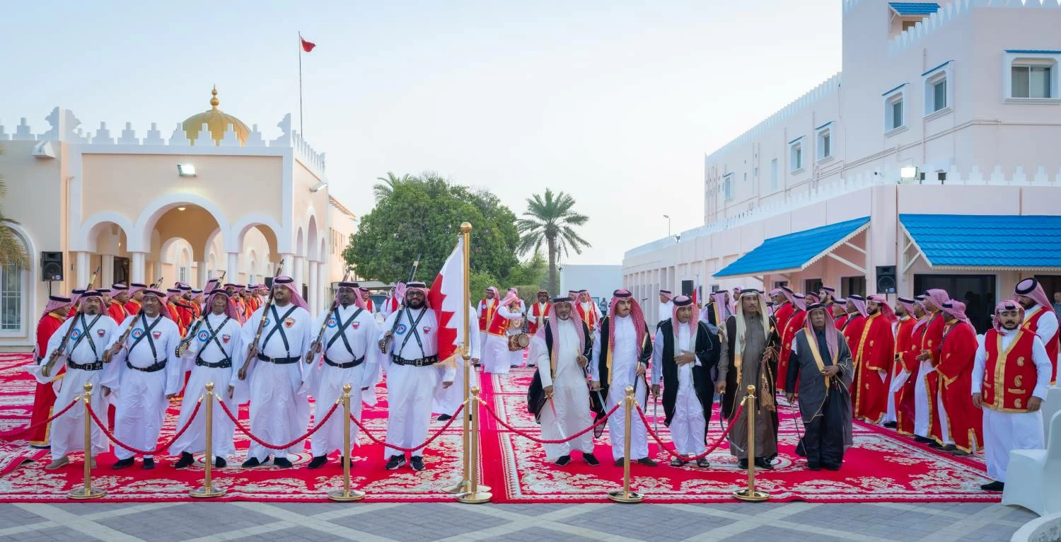 الملك يُشرّف حفل زواج الشيخ محمد بن حمد بن محمد بن سلمان آل خليفة