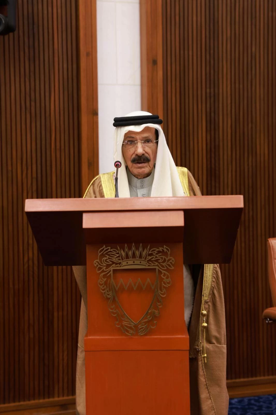 &laquo;الشورى&raquo; يتمسّك برفض اشتراط الماجستير للتعاقد مع غير البحرينيين