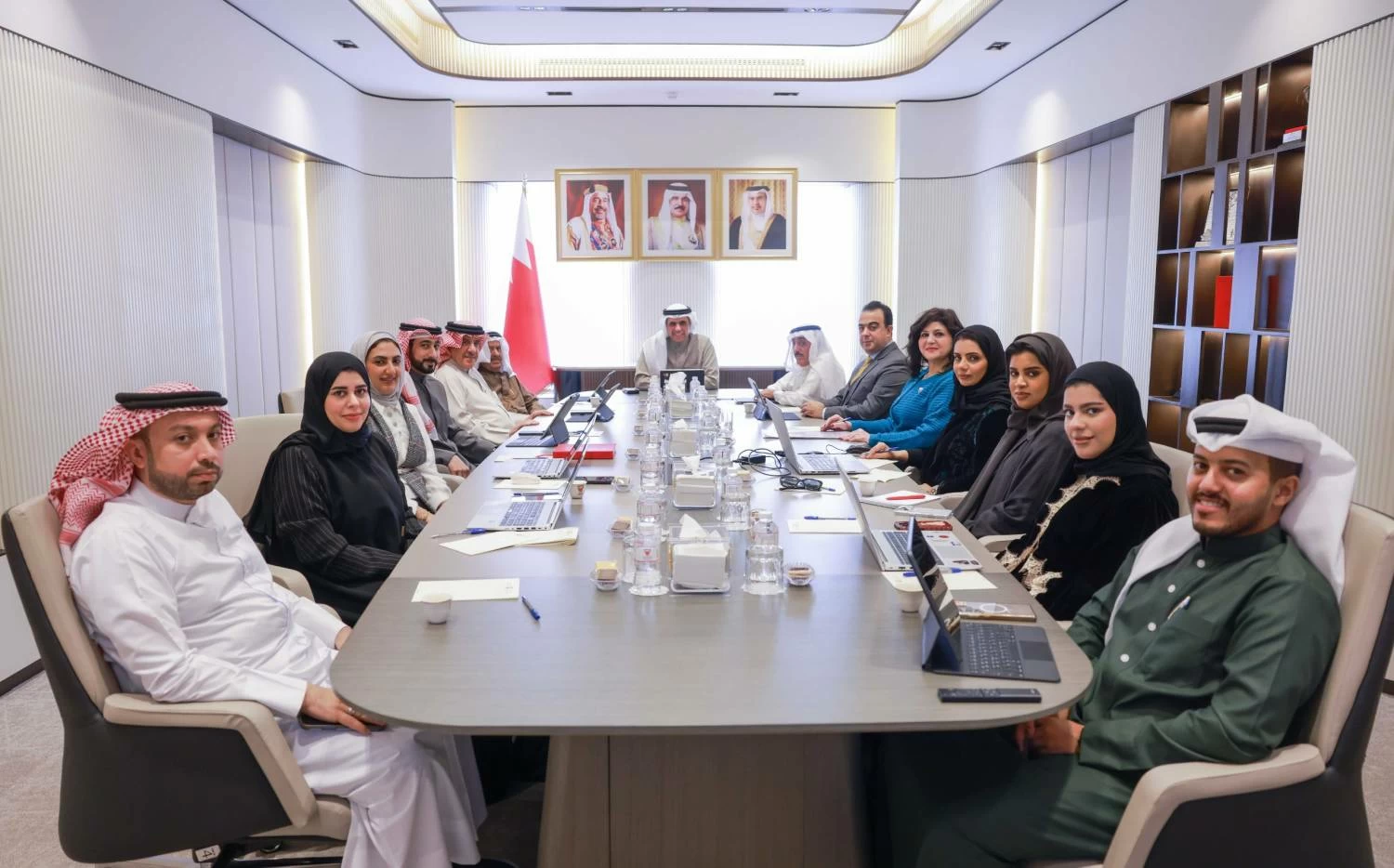 "خارجية الشورى" تحيل تقريرها النهائي حول المرسوم بقانون بشأن حظر ومكافحة غسل الأموال وتمويل الإرهاب إلى مكتب المجلس