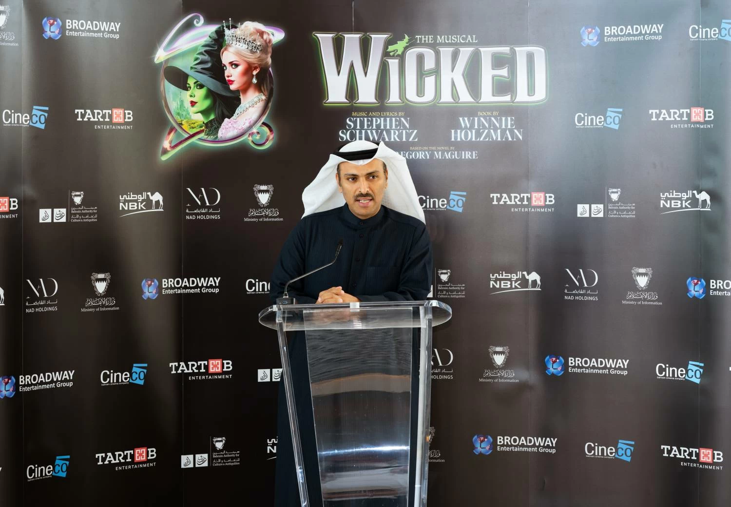 وزير الإعلام يؤكد أن مملكة البحرين تمثل منصة جاذبة لاستضافة أبرز الأعمال الفنية العالمية